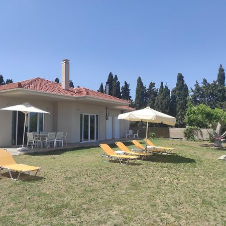 Sea Breeze Villa 罗希姆诺 外观 照片